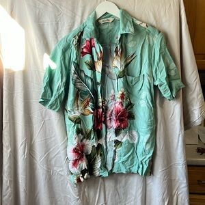 Hawaiian shirt